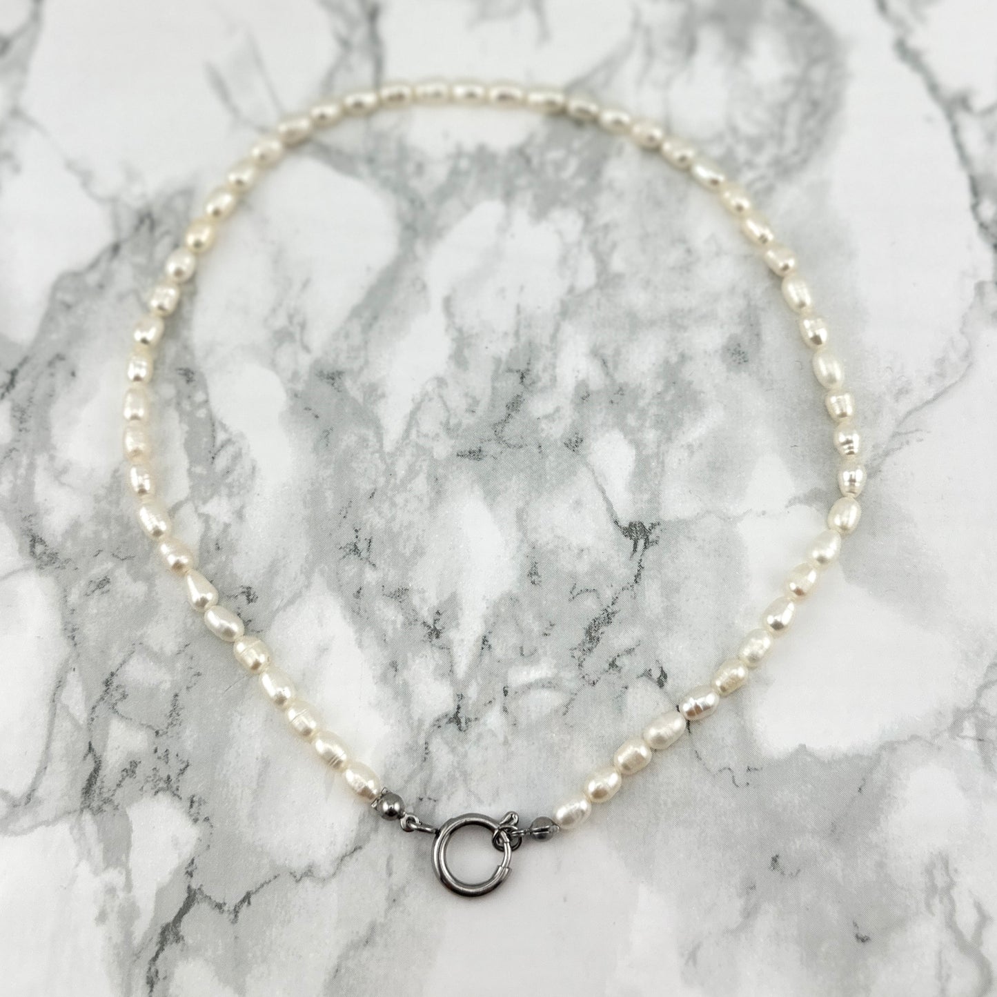 Perlenkette mit silberner clasp