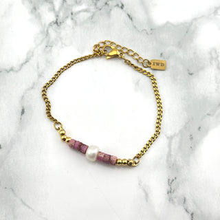 Goldener Armreif mit Rosa Beads