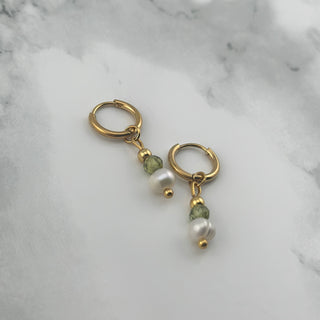 Mini grüne Perle Hoops